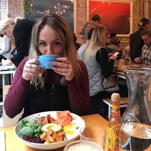 Meet your Posher, Megi